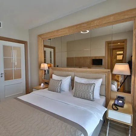 Bof Ceo Atasehir Istambul